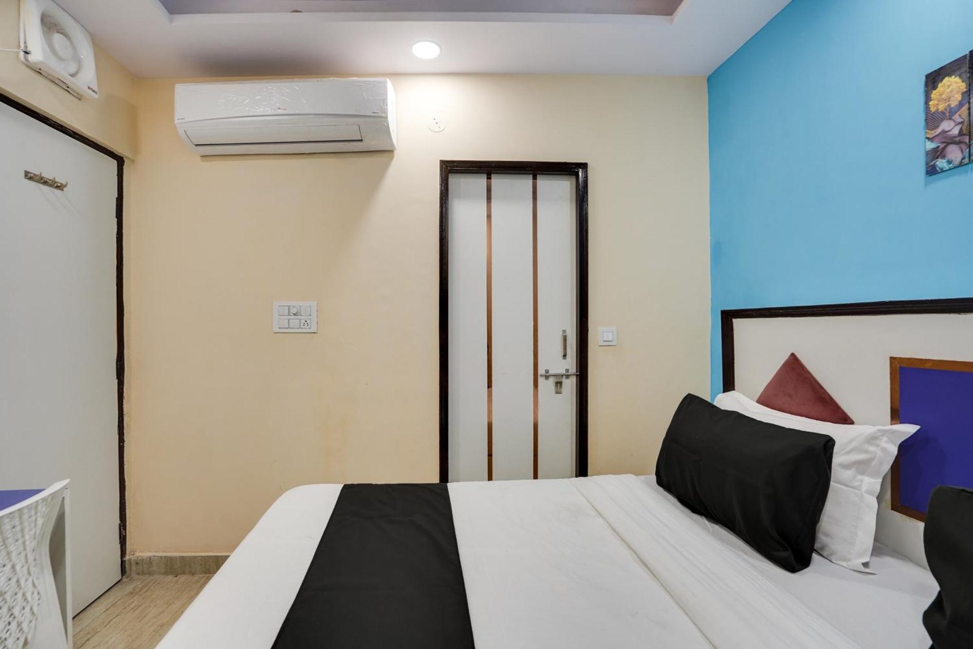 Super Hotel O Hotel Gold Star Új-Delhi Kültér fotó