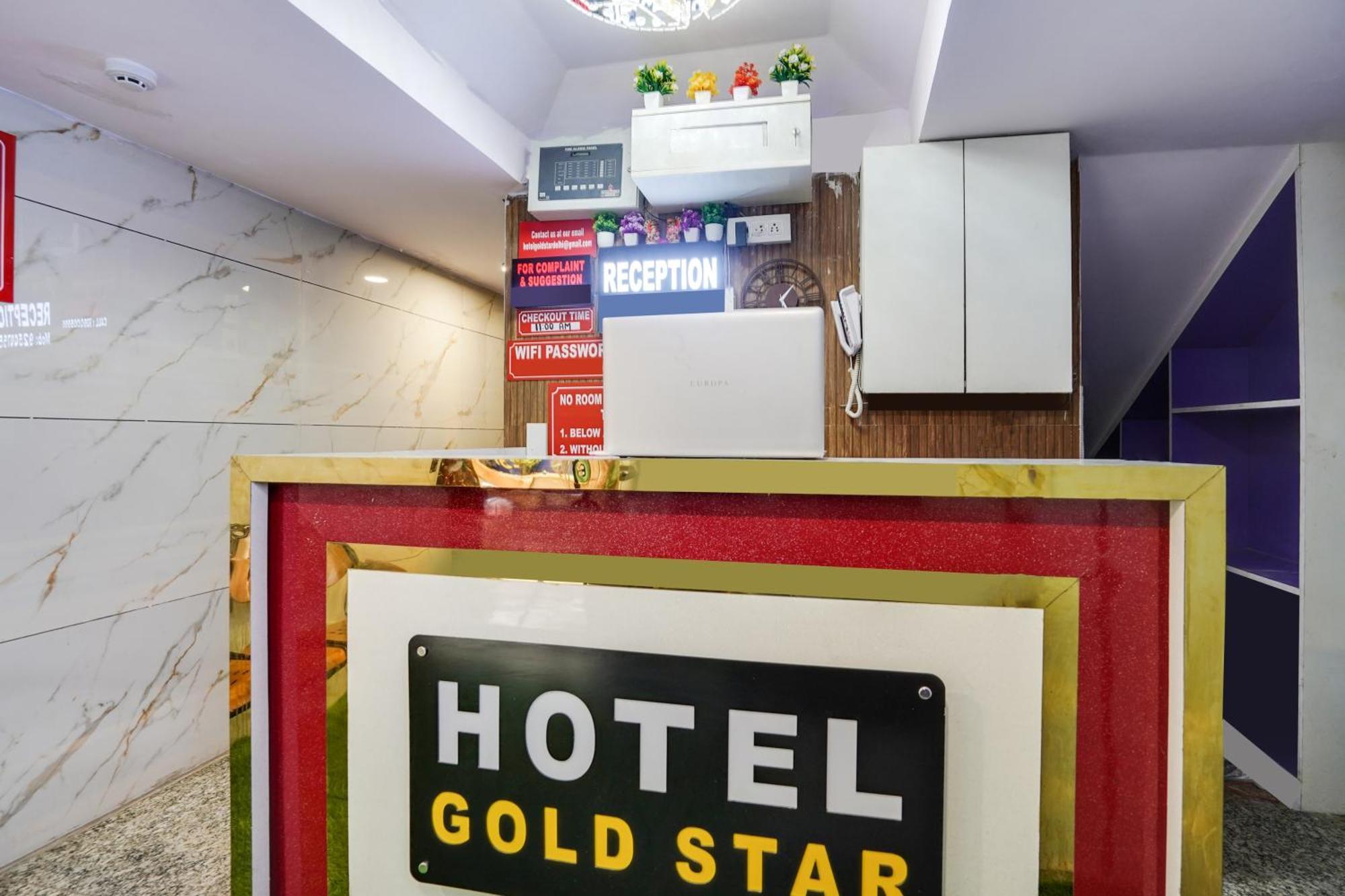 Super Hotel O Hotel Gold Star Új-Delhi Kültér fotó