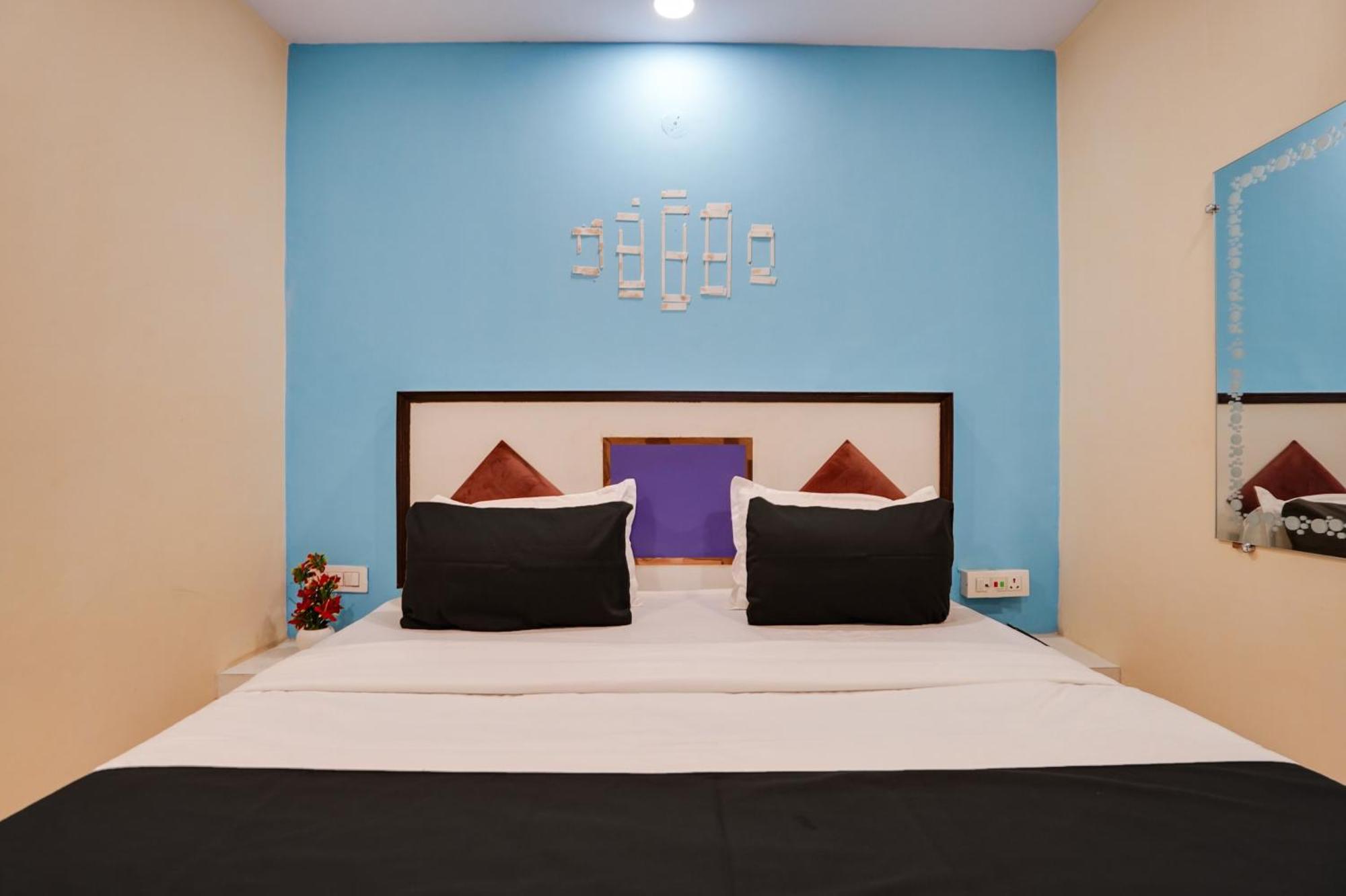 Super Hotel O Hotel Gold Star Új-Delhi Kültér fotó
